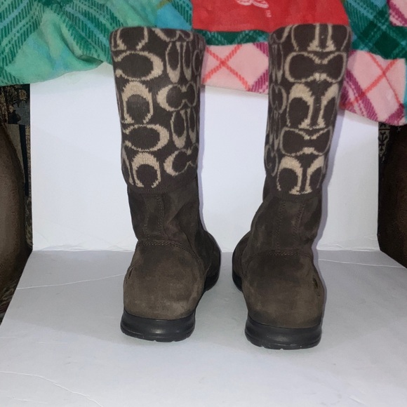 Coach Signature C Cuff Brown Suede Boots with Patterned Cuff - Picture 6 of 8